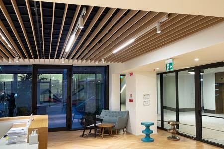 Open wooden grille ceiling 